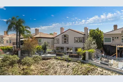 8 Flores, Lake Forest, CA 92610 - Photo 25
