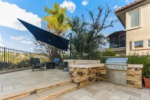 8 Flores, Lake Forest, CA 92610 - Photo 21