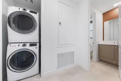 187 Biome, Irvine, CA 92618 - Photo 19