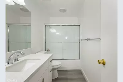 1239 E Bell, Anaheim, CA 92805 - Photo 9
