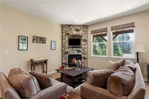 27347 Maplewood, Lake Arrowhead, CA 92317 - Photo 21