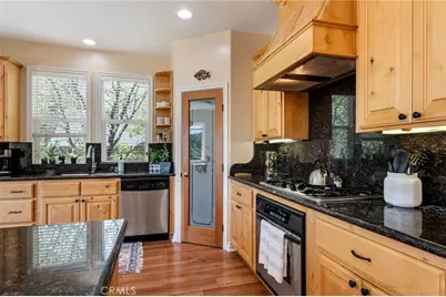 27347 Maplewood, Blue Jay, CA 92317 - Photo 9