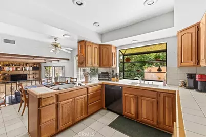 426 S Fernhill Lane, Anaheim, CA 92807 - Photo 15
