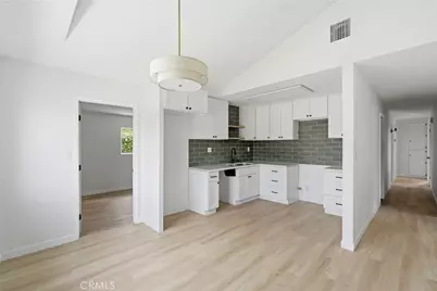 5205 Brockton Court, Bakersfield, CA 93309 - Photo 5