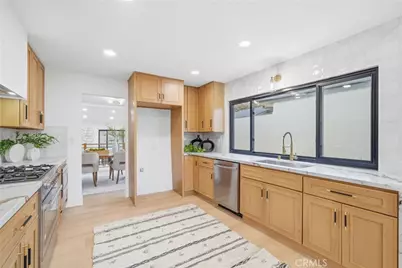 610 Calle Vicente, San Clemente, CA 92673 - Photo 13