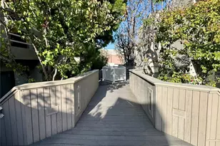 12476 Montecito Rd, Seal Beach, CA 90740 - Photo 3