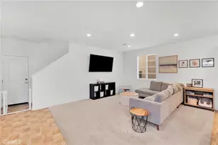 16604 Quince Ln, Fontana, CA 92336 - Photo 5