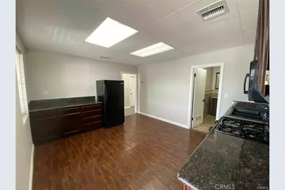 114 N Harbor, Fullerton, CA 92832 - Photo 3