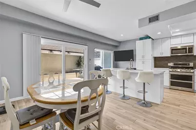 88 Greenmoor, Irvine, CA 92614 - Photo 17