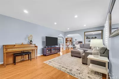 347 W Meacham Street, Glendora, CA 91740 - Photo 3