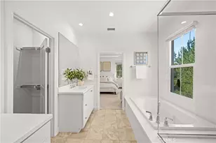 68 Tollson, Irvine, CA 92620 - Photo 25