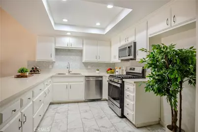 2528 -D N Tustin, Santa Ana, CA 92705 - Photo 21