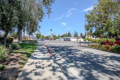 2528 -D N Tustin, Santa Ana, CA 92705 - Photo 39