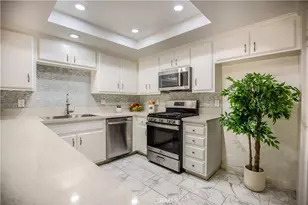 2528 N Tustin, Santa Ana, CA 92705 - Photo 19