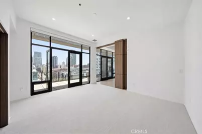 1111 S Grand Avenue #Ph 5, Los Angeles, CA 90015 - Photo 3