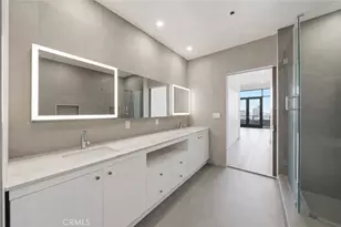 1111 S Grand Ave #Ph 5, Los Angeles, CA 90015 - Photo 25