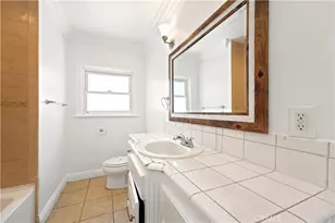 10249 Lemona Ave, Mission Hills (San Fernando), CA 91345 - Photo 17