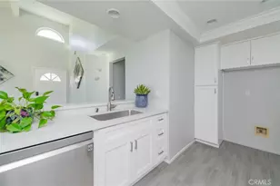 83 Huntington, Irvine, CA 92620 - Photo 11