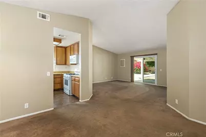 18104 Montgomery, Fontana, CA 92336 - Photo 5