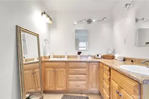 16192 Molino, Victorville, CA 92395 - Photo 33