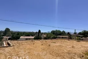 16192 Molino, Victorville, CA 92395 - Photo 9