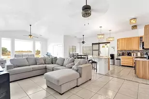16192 Molino, Victorville, CA 92395 - Photo 15