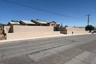 16192 Molino, Victorville, CA 92395 - Photo 3