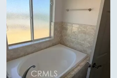 16192 Molino, Victorville, CA 92395 - Photo 19