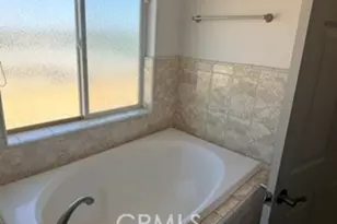 16192 Molino, Victorville, CA 92395 - Photo 19