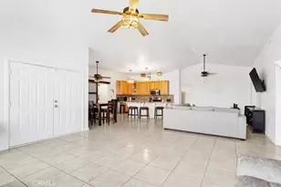 16192 Molino, Victorville, CA 92395 - Photo 23
