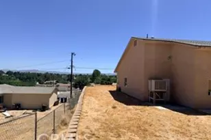 16192 Molino, Victorville, CA 92395 - Photo 11