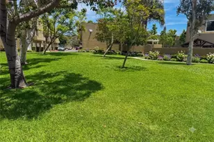 27868 Auburn, Mission Viejo, CA 92691 - Photo 23