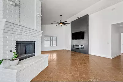 7592 Redwood Avenue, Hesperia, CA 92345 - Photo 13