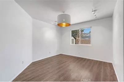 7592 Redwood Avenue, Hesperia, CA 92345 - Photo 31