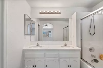 7592 Redwood Avenue, Hesperia, CA 92345 - Photo 43