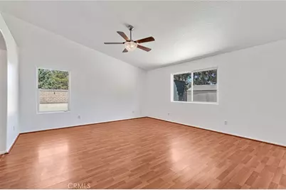 7592 Redwood Avenue, Hesperia, CA 92345 - Photo 41