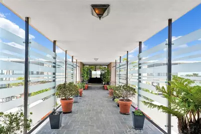 5400 E The Toledo #701, Long Beach, CA 90803 - Photo 9