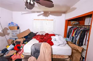 447 E 94th St, Los Angeles, CA 90003 - Photo 25