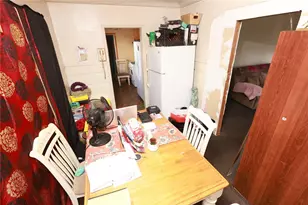 447 E 94th St, Los Angeles, CA 90003 - Photo 7