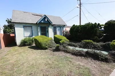 447 E 94th Street, Los Angeles, CA 90003 - Photo 39