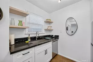 218 Venice Way, Venice, CA 90291 - Photo 19