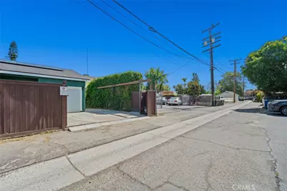 422 W Amerige Avenue, Fullerton, CA 92832 - Photo 41