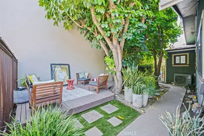 422 W Amerige Avenue, Fullerton, CA 92832 - Photo 7