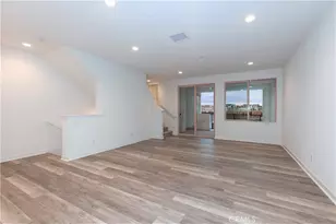 127 Episode, Irvine, CA 92618 - Photo 9