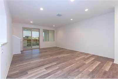 127 Episode, Irvine, CA 92618 - Photo 5