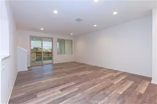 127 Episode, Irvine, CA 92618 - Photo 5