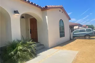 8821 S Gramercy, Los Angeles, CA 90047 - Photo 3