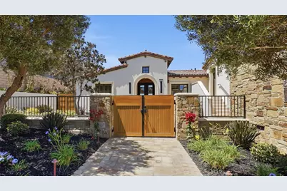 35 Shoreline, Dana Point, CA 92629 - Photo 3