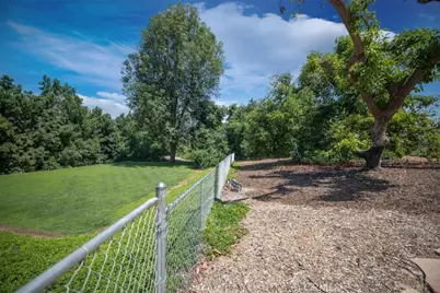 1566 Heather, Riverside, CA 92504 - Photo 45