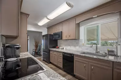 1566 Heather, Riverside, CA 92504 - Photo 11